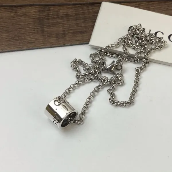 【GUCCI】ネックレス、新しいネックレス万能シンプルファッションオーナメント241015