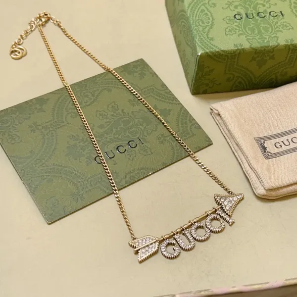 【GUCCI】ネックレス、新しいネックレス万能シンプルファッションオーナメント