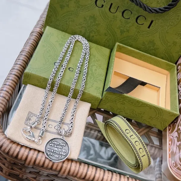 【GUCCI】ネックレス、新しいネックレス万能シンプルファッションオーナメント