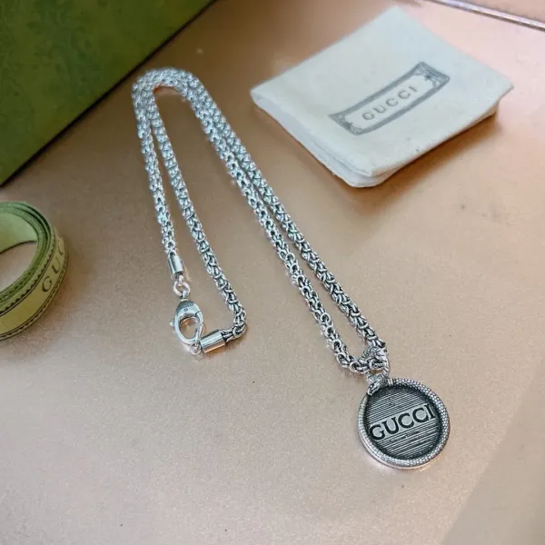 【GUCCI】ネックレス、新しいネックレス万能シンプルファッションオーナメント