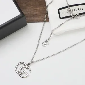 【GUCCI】ネックレス、新しいネックレス万能シンプルファッションオーナメント