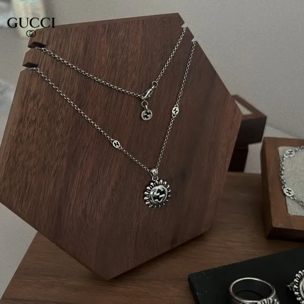 【GUCCI 】ネックレス、新しいネックレス万能シンプルファッションオーナメント