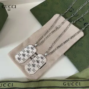 【GUCCI 】ネックレス、新しいネックレス万能シンプルファッションオーナメント