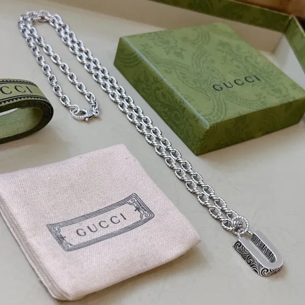 【GUCCI 】ネックレス、新しいネックレス万能シンプルファッションオーナメント