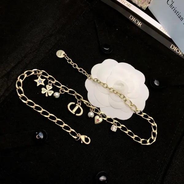 【DIOR】ネックレス、新しいネックレス万能シンプルファッションオーナメント  250301