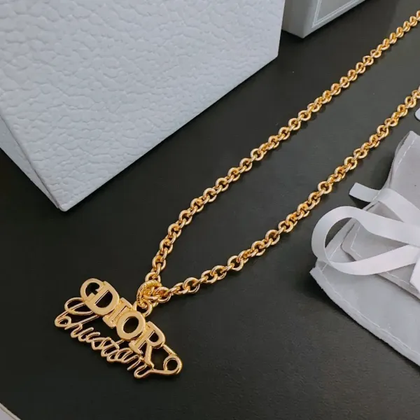 【DIOR】ネックレス、新しいネックレス万能シンプルファッションオーナメント  250301