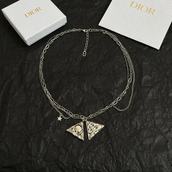 【DIOR】ネックレス、新しいネックレス万能シンプルファッションオーナメント  250301