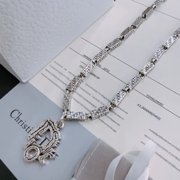 【DIOR】ネックレス、新しいネックレス万能シンプルファッションオーナメント241015 【DIOR】ネックレス、新しいネックレス万能シンプルファッションオーナメント241015
