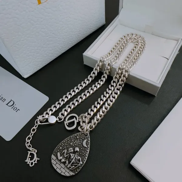 【DIOR】ネックレス、新しいネックレス万能シンプルファッションオーナメント 241015