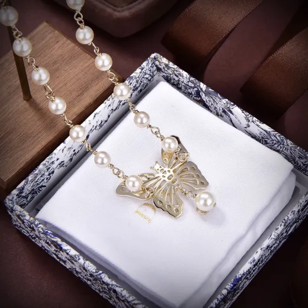 【DIOR】ネックレス、新しいネックレス万能シンプルファッションオーナメント 【DIOR】ネックレス、新しいネックレス万能シンプルファッションオーナメント