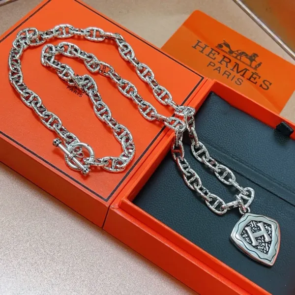 【 HERMES】ネックレス、新しいネックレス万能シンプルファッションオーナメント 2473