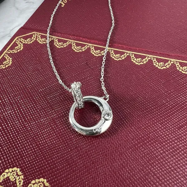 【CARTIER】ネックレス、新しいネックレス万能シンプルファッションオーナメント 2472