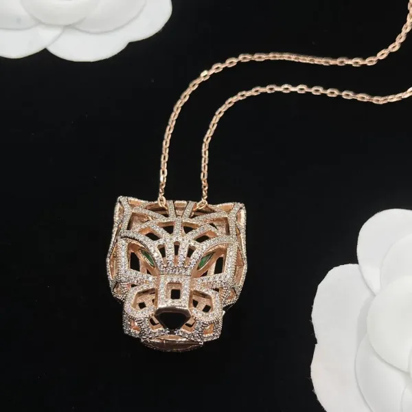 【CARTIER】ネックレス、新しいネックレス万能シンプルファッションオーナメント 2472