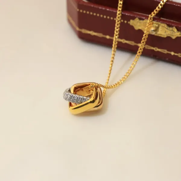 【CARTIER】ネックレス、新しいネックレス万能シンプルファッションオーナメント 2472