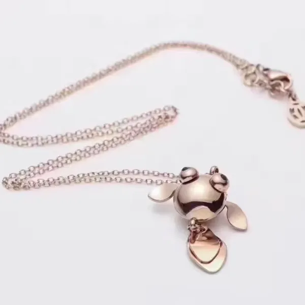 【CARTIER】ネックレス、新しいネックレス万能シンプルファッションオーナメント 24614