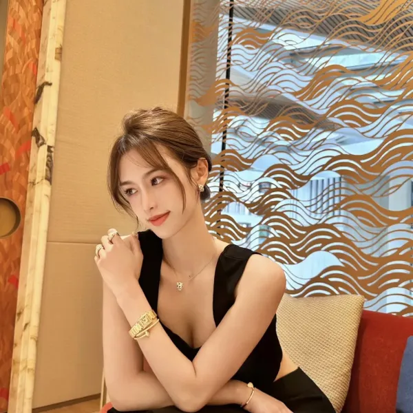 【CARTIER】ネックレス、新しいネックレス万能シンプルファッションオーナメント 24614