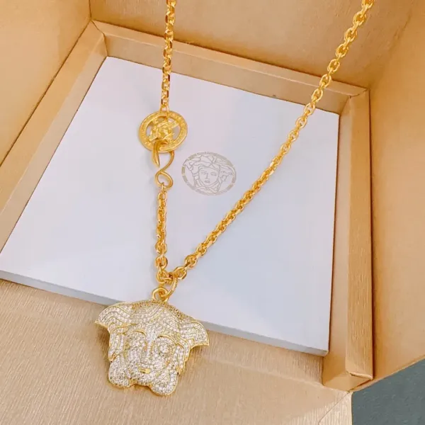 【VERSACE】ネックレス、新しいネックレス万能シンプルファッションオーナメント 2474