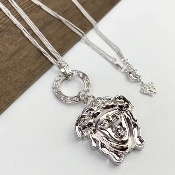 【VERSACE】ネックレス、新しいネックレス万能シンプルファッションオーナメント 2474