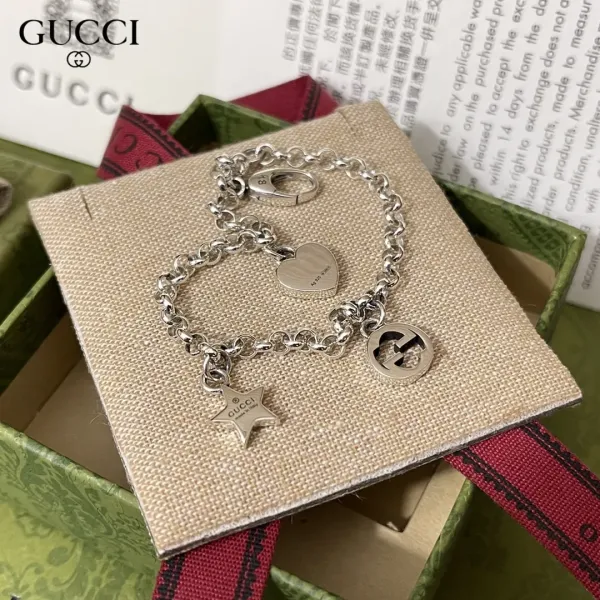 【GUCCI】ブレスレット、ファッションシンプルなスタイル 241015 【GUCCI】ブレスレット、ファッションシンプルなスタイル 241015