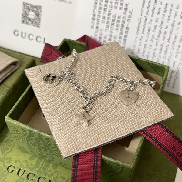 【GUCCI】ブレスレット、ファッションシンプルなスタイル 241015 【GUCCI】ブレスレット、ファッションシンプルなスタイル 241015