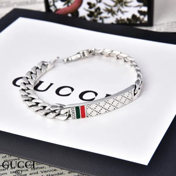 【GUCCI】ブレスレット、ファッションシンプルなスタイル 【GUCCI】ブレスレット、ファッションシンプルなスタイル