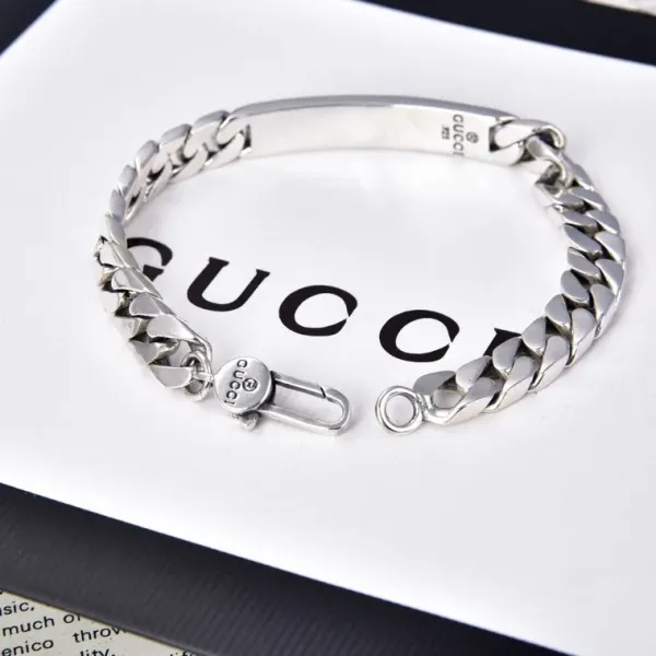 【GUCCI】ブレスレット、ファッションシンプルなスタイル 【GUCCI】ブレスレット、ファッションシンプルなスタイル