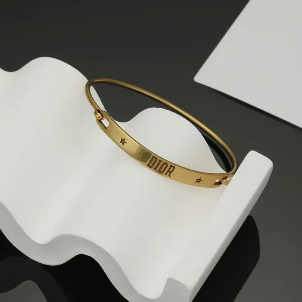 【DIOR】ブレスレット、ファッションシンプルなスタイル