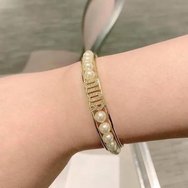 【DIOR】ブレスレット、ファッションシンプルなスタイル