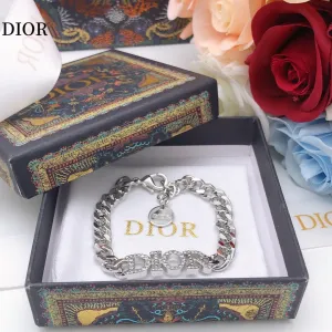 【DIOR】ブレスレット、ファッションシンプルなスタイル