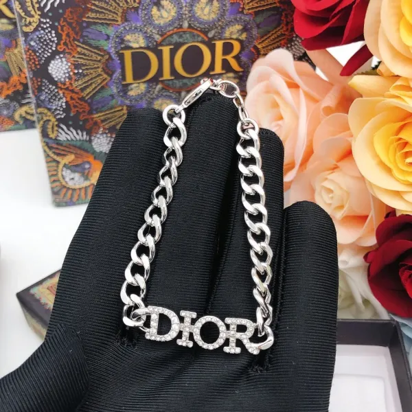 【DIOR】ブレスレット、ファッションシンプルなスタイル