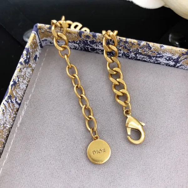 【DIOR】ブレスレット、ファッションシンプルなスタイル