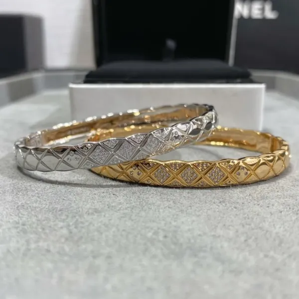 【CHANEL】  ブレスレット、ファッションシンプルなスタイル  250228