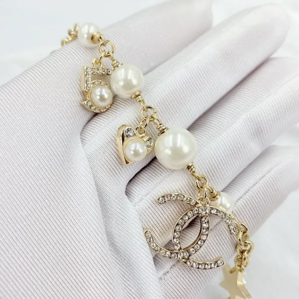 【CHANEL】ブレスレット、ファッションシンプルなスタイル