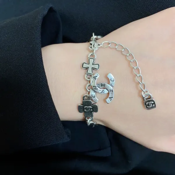 【CHANEL】ブレスレット、ファッションシンプルなスタイル