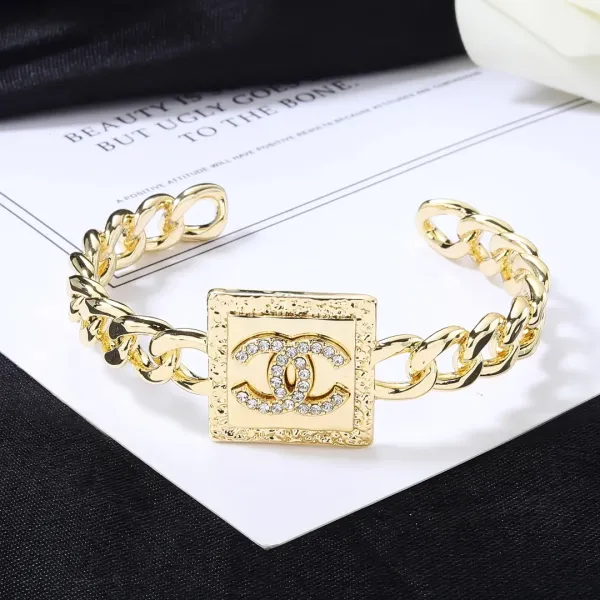 【CHANEL】ブレスレット、ファッションシンプルなスタイル