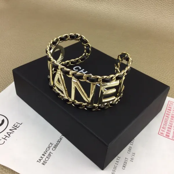【CHANEL】ブレスレット、ファッションシンプルなスタイル