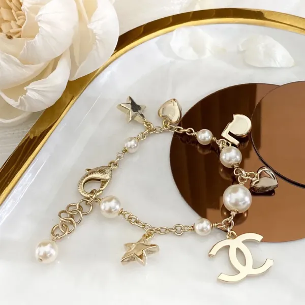 【CHANEL】ブレスレット、ファッションシンプルなスタイル