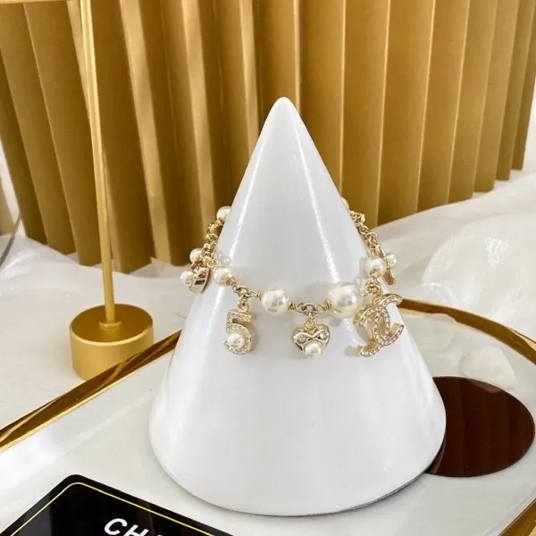 【CHANEL】ブレスレット、ファッションシンプルなスタイル
