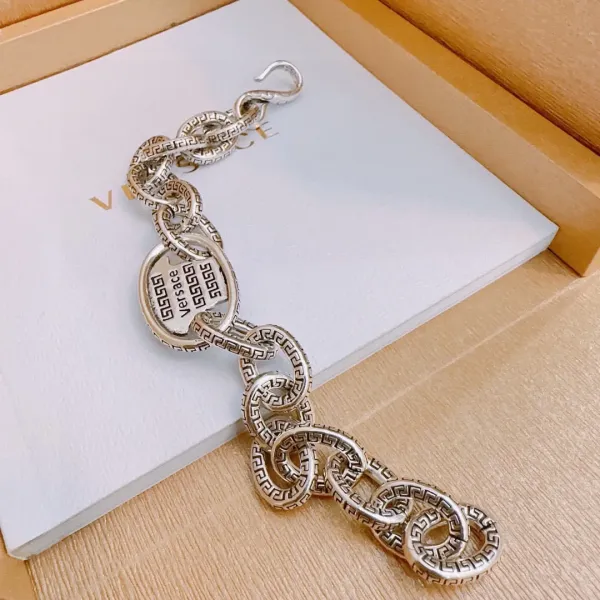 【VERSACE】ブレスレット、ファッションシンプルなスタイル 2474