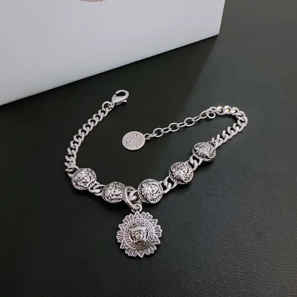 【VERSACE】ブレスレット、ファッションシンプルなスタイル 2474