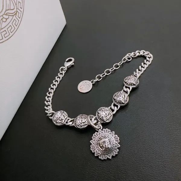 【VERSACE】ブレスレット、ファッションシンプルなスタイル 2474