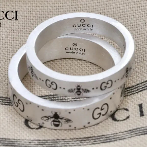 【GUCCI】 グッチ  指輪