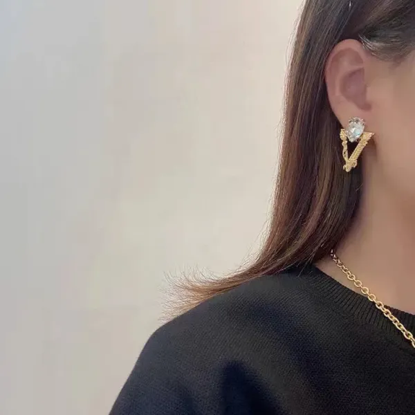 【VERSACE】ヴェルサーチ ファッションスタイルのイヤリング 【VERSACE】ヴェルサーチ ファッションスタイルのイヤリング