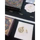 【DIOR】 ディオール   ファッションスタイルのイヤリング