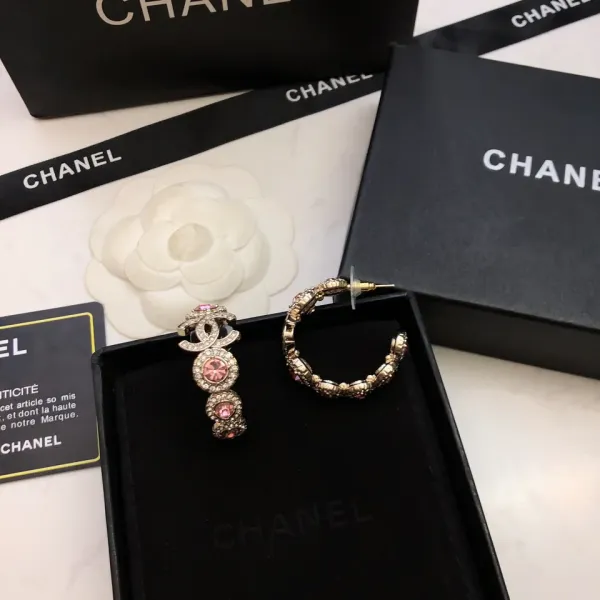 【CHANEL】 シャネル   ファッションスタイルのイヤリング