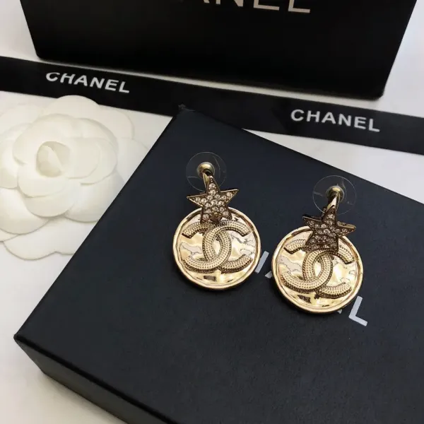 【CHANEL】 シャネル   ファッションスタイルのイヤリング
