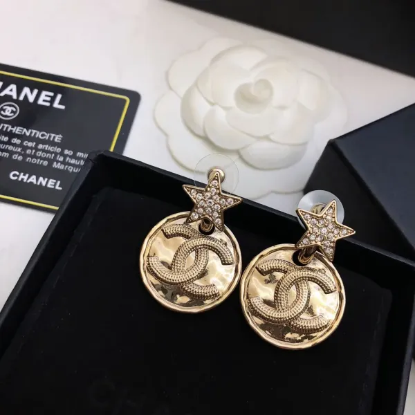 【CHANEL】 シャネル   ファッションスタイルのイヤリング