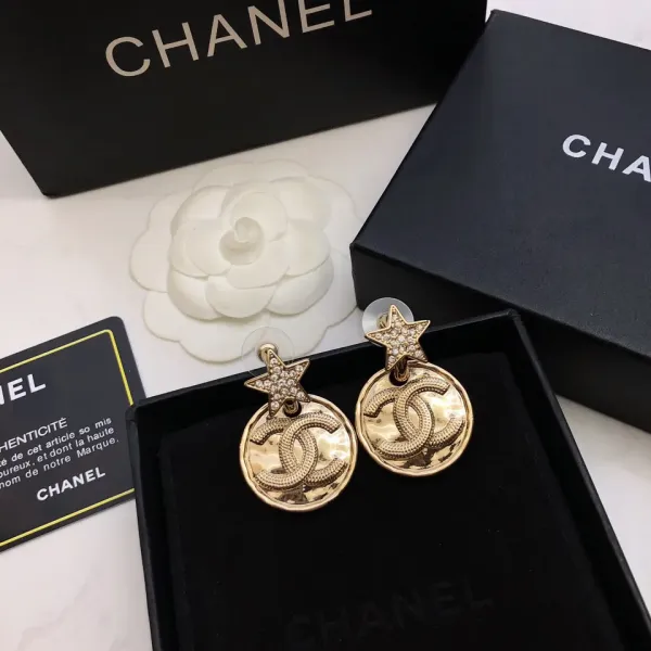 【CHANEL】 シャネル   ファッションスタイルのイヤリング
