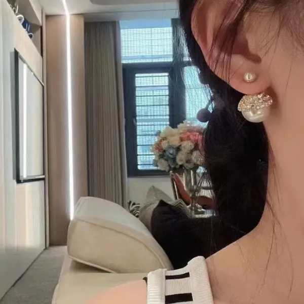 【DIOR】ディオール  ファッションスタイルのイヤリング