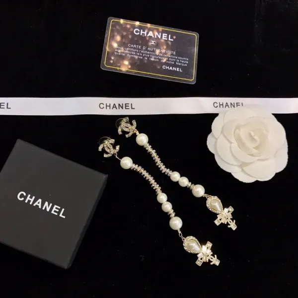 【CHANEL 】 シャネル   ファッションスタイルのイヤリング